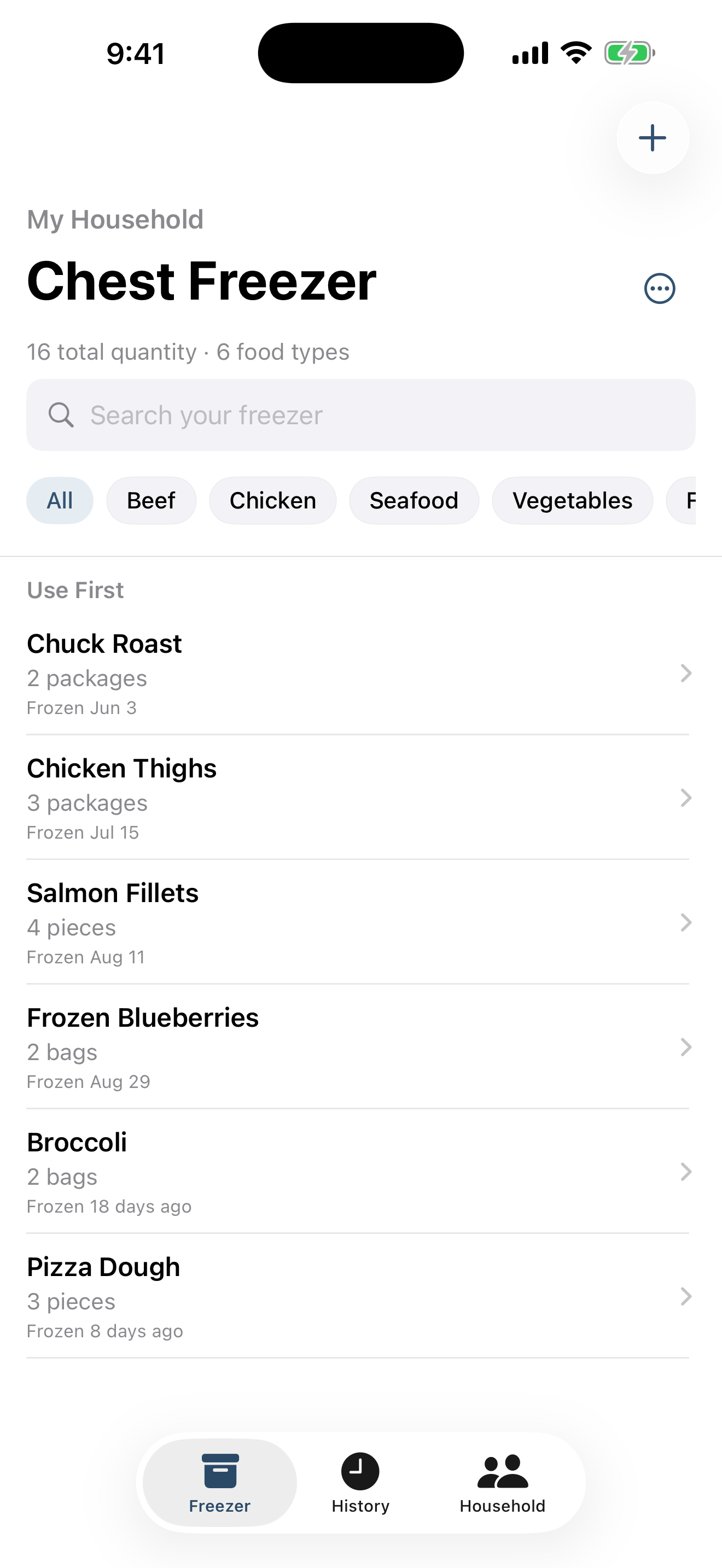 FreezerFiles Chest Freezer inventory showing food types, quantities, and frozen dates